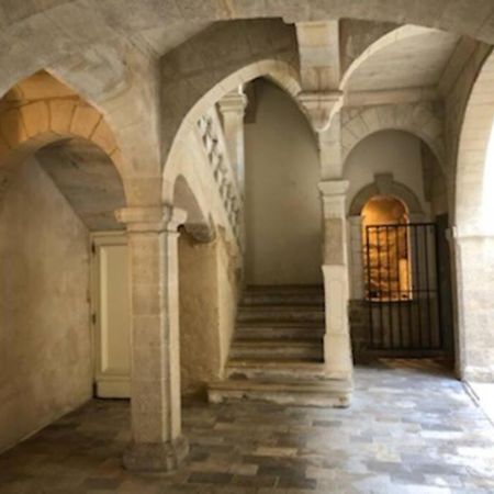 Uzes A Pied, Appartement Dans Cadre D'Exception Екстер'єр фото