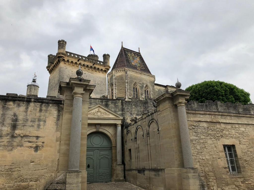 Uzes A Pied, Appartement Dans Cadre D'Exception Екстер'єр фото